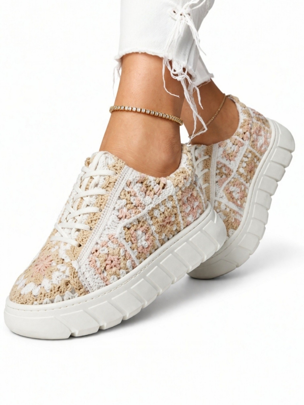 Free People Catch Me If You Can Sneakers 37 Blush Crochet Platform Shoes NIB